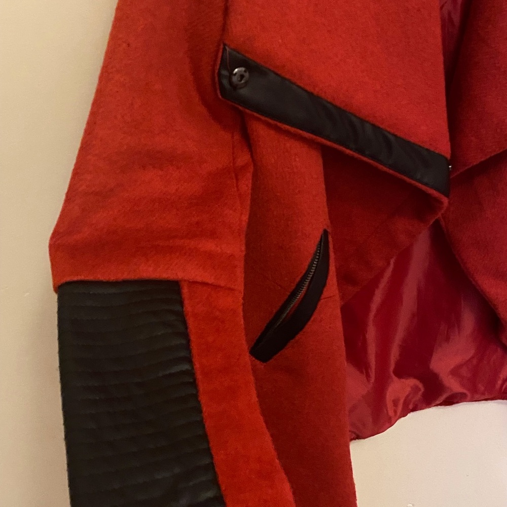 Stylish, Sophisticated in Edgy Red Black Peacoat .Contemporary Flare - Picture 3 of 3
